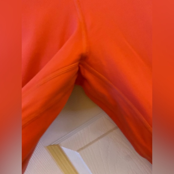 Lululemon Align Double Lined Leggings - Sz 6 - Beautiful Coral Color - Picture 4 of 8